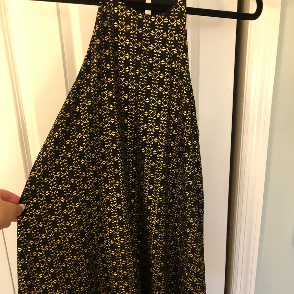 Short gold and black dress